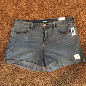 3” seem old navy shorts